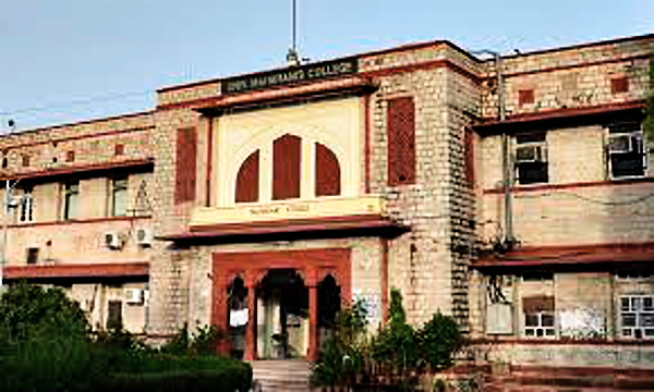 Lovely Gervasis attended Maharani’s College at Jaipur, Rajasthan.