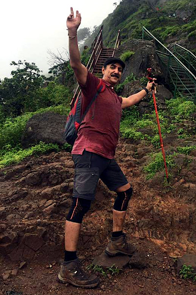Climbing alone in late hours under continuous drizzle was risky but it didn't hamper my spirit.